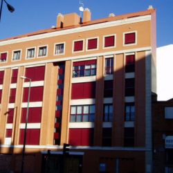 EDIFICIO VIVIENDAS PUENTE MAYOR.JPG EDIFICIO VIVIENDAS PUENTE MAYOR