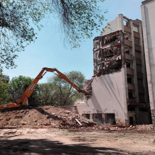 DEMOLICION TORRE MERGELINA   UNIVERSIDAD DE VALLADOLID